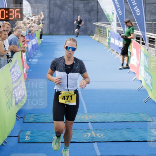 10.08.2025 - GEWOBA Citytriathlon Bremen H.Heesch http://msf.ph/oto/8552581 10.08.2025 11:24:18 Ziel 471 meine-sportfotos.de