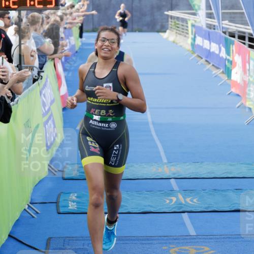 10.08.2025 - GEWOBA Citytriathlon Bremen H.Heesch http://msf.ph/oto/8552677 10.08.2025 11:25:05 Ziel 423, 437, 459 meine-sportfotos.de