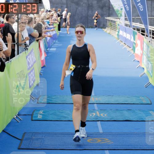 10.08.2025 - GEWOBA Citytriathlon Bremen H.Heesch http://msf.ph/oto/8552695 10.08.2025 11:25:15 Ziel 459 meine-sportfotos.de
