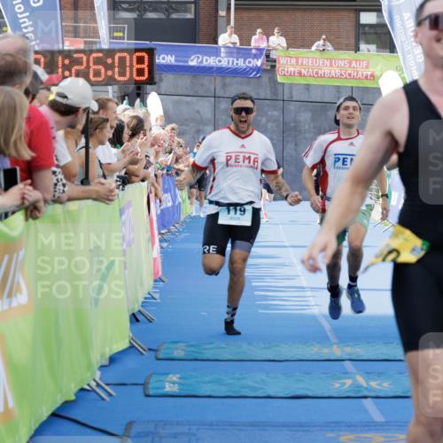 10.08.2025 - GEWOBA Citytriathlon Bremen H.Heesch http://msf.ph/oto/8552753 10.08.2025 11:29:50 Ziel 119, 185, 380, 405 meine-sportfotos.de