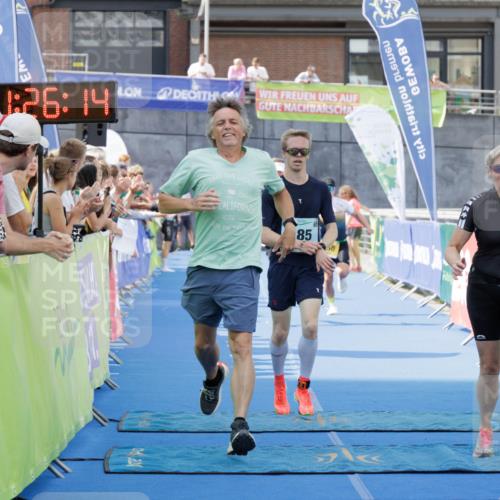 10.08.2025 - GEWOBA Citytriathlon Bremen H.Heesch http://msf.ph/oto/8552769 10.08.2025 11:29:56 Ziel 119, 185, 241, 350, 380, 404 meine-sportfotos.de