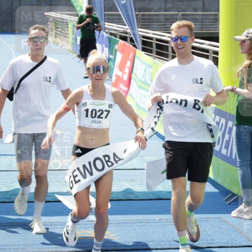 10.08.2025 - GEWOBA Citytriathlon Bremen H.Heesch http://msf.ph/oto/8552869 10.08.2025 13:35:08 Ziel 1027 meine-sportfotos.de