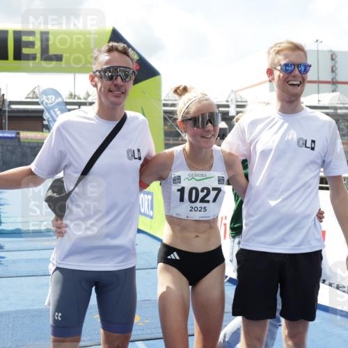 10.08.2025 - GEWOBA Citytriathlon Bremen H.Heesch http://msf.ph/oto/8552874 10.08.2025 13:35:16 Ziel  meine-sportfotos.de