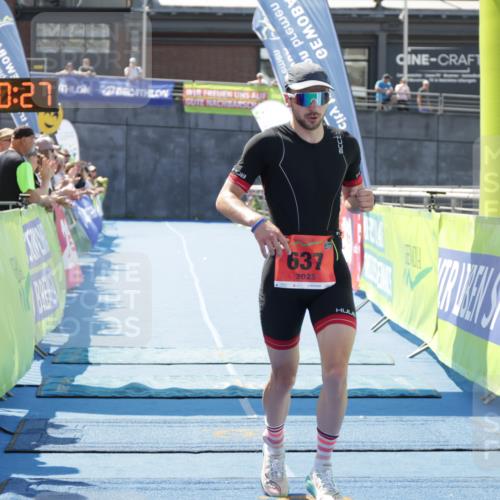 10.08.2025 - GEWOBA Citytriathlon Bremen H.Heesch http://msf.ph/oto/8552908 10.08.2025 13:40:30 Ziel 637 meine-sportfotos.de