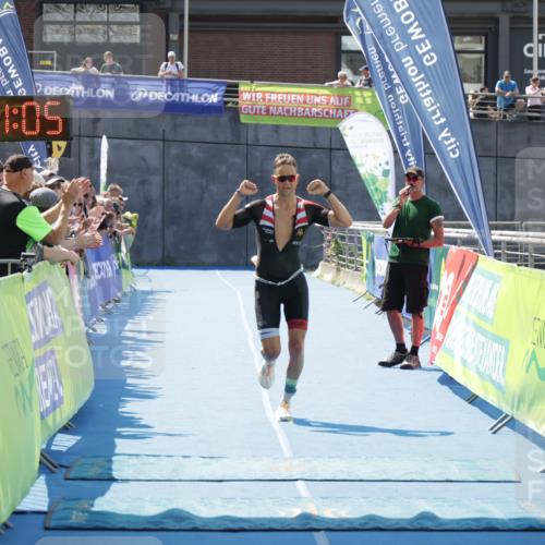 10.08.2025 - GEWOBA Citytriathlon Bremen H.Heesch http://msf.ph/oto/8552915 10.08.2025 13:41:09 Ziel 841 meine-sportfotos.de