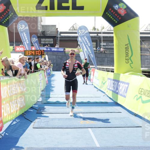 10.08.2025 - GEWOBA Citytriathlon Bremen H.Heesch http://msf.ph/oto/8552921 10.08.2025 13:41:11 Ziel 841 meine-sportfotos.de