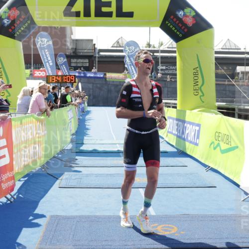 10.08.2025 - GEWOBA Citytriathlon Bremen H.Heesch http://msf.ph/oto/8552925 10.08.2025 13:41:12 Ziel 841 meine-sportfotos.de