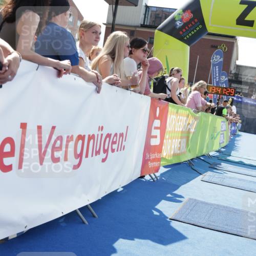 10.08.2025 - GEWOBA Citytriathlon Bremen H.Heesch http://msf.ph/oto/8552927 10.08.2025 13:41:32 Ziel  meine-sportfotos.de