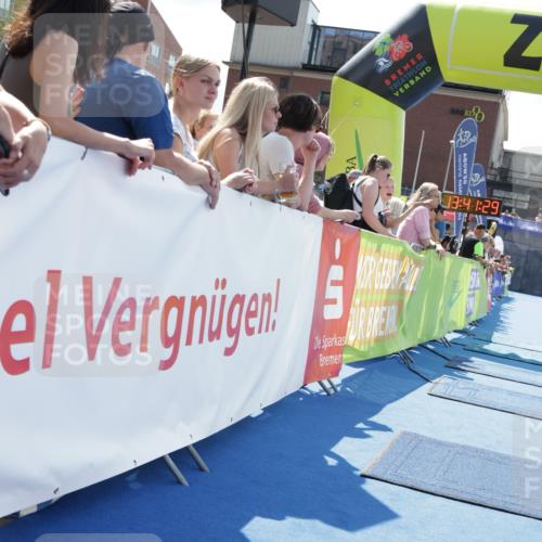 10.08.2025 - GEWOBA Citytriathlon Bremen H.Heesch http://msf.ph/oto/8552929 10.08.2025 13:41:33 Ziel  meine-sportfotos.de
