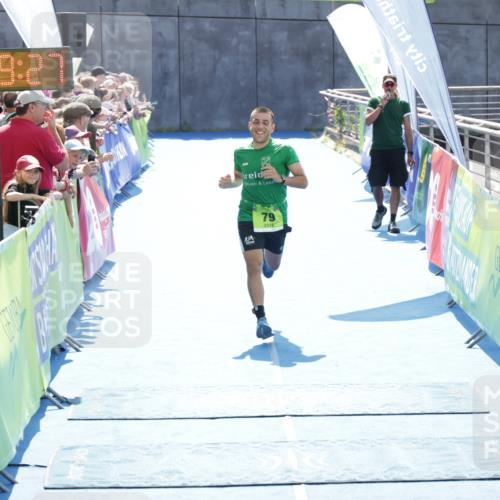 10.08.2025 - GEWOBA Citytriathlon Bremen H.Heesch http://msf.ph/oto/8553040 10.08.2025 15:09:31 Ziel 55, 66, 79 meine-sportfotos.de