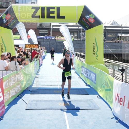 10.08.2025 - GEWOBA Citytriathlon Bremen H.Heesch http://msf.ph/oto/8553069 10.08.2025 15:10:00 Ziel 118, 155 meine-sportfotos.de