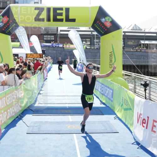 10.08.2025 - GEWOBA Citytriathlon Bremen H.Heesch http://msf.ph/oto/8553071 10.08.2025 15:10:01 Ziel 118, 155 meine-sportfotos.de