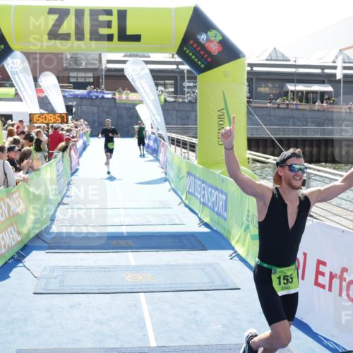 10.08.2025 - GEWOBA Citytriathlon Bremen H.Heesch http://msf.ph/oto/8553074 10.08.2025 15:10:01 Ziel 118, 155 meine-sportfotos.de