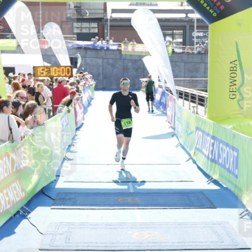 10.08.2025 - GEWOBA Citytriathlon Bremen H.Heesch http://msf.ph/oto/8553080 10.08.2025 15:10:03 Ziel 118, 155 meine-sportfotos.de