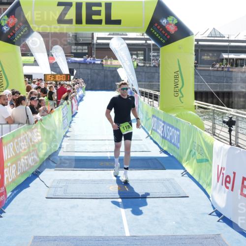 10.08.2025 - GEWOBA Citytriathlon Bremen H.Heesch http://msf.ph/oto/8553089 10.08.2025 15:10:05 Ziel 118, 155 meine-sportfotos.de