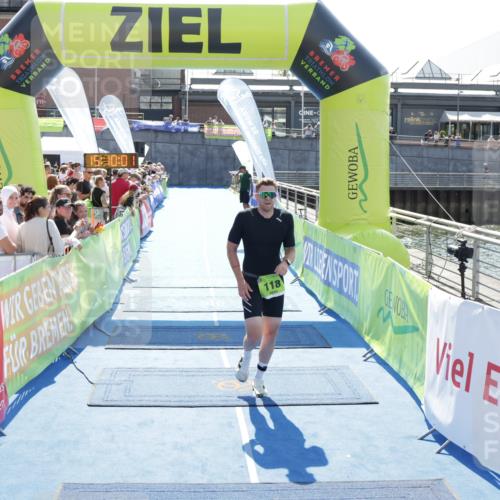10.08.2025 - GEWOBA Citytriathlon Bremen H.Heesch http://msf.ph/oto/8553091 10.08.2025 15:10:05 Ziel 118, 155 meine-sportfotos.de