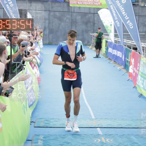 10.08.2025 - GEWOBA Citytriathlon Bremen H.Heesch http://msf.ph/oto/8553130 10.08.2025 13:53:58 Ziel 705, 755 meine-sportfotos.de
