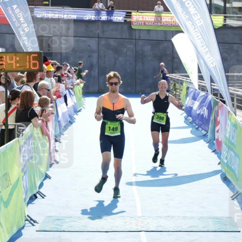 10.08.2025 - GEWOBA Citytriathlon Bremen H.Heesch http://msf.ph/oto/8553280 10.08.2025 15:44:20 Ziel 149, 398, 519 meine-sportfotos.de