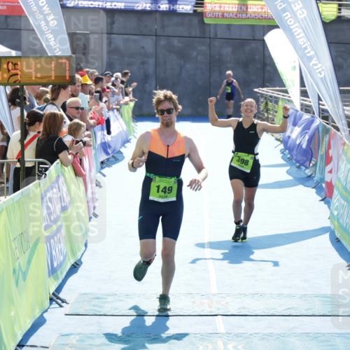 10.08.2025 - GEWOBA Citytriathlon Bremen H.Heesch http://msf.ph/oto/8553284 10.08.2025 15:44:21 Ziel 149, 398, 519 meine-sportfotos.de