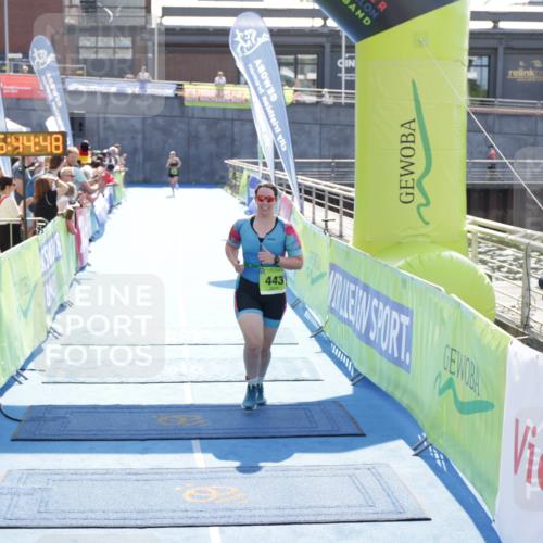 10.08.2025 - GEWOBA Citytriathlon Bremen H.Heesch http://msf.ph/oto/8553343 10.08.2025 15:44:52 Ziel 443 meine-sportfotos.de