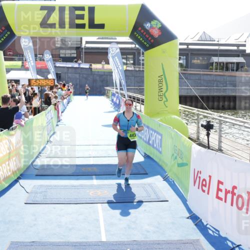 10.08.2025 - GEWOBA Citytriathlon Bremen H.Heesch http://msf.ph/oto/8553349 10.08.2025 15:44:52 Ziel 443 meine-sportfotos.de