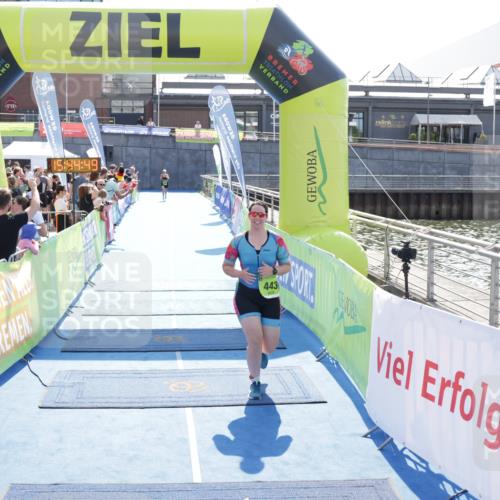 10.08.2025 - GEWOBA Citytriathlon Bremen H.Heesch http://msf.ph/oto/8553351 10.08.2025 15:44:53 Ziel 443 meine-sportfotos.de