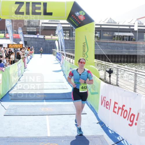 10.08.2025 - GEWOBA Citytriathlon Bremen H.Heesch http://msf.ph/oto/8553354 10.08.2025 15:44:53 Ziel 443 meine-sportfotos.de