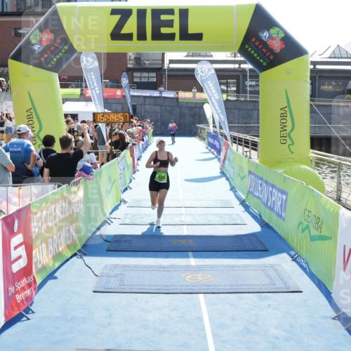 10.08.2025 - GEWOBA Citytriathlon Bremen H.Heesch http://msf.ph/oto/8553365 10.08.2025 15:45:01 Ziel 424 meine-sportfotos.de