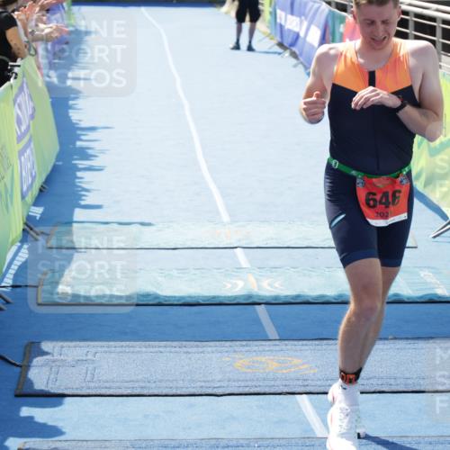 10.08.2025 - GEWOBA Citytriathlon Bremen H.Heesch http://msf.ph/oto/8553382 10.08.2025 13:58:11 Ziel 646 meine-sportfotos.de