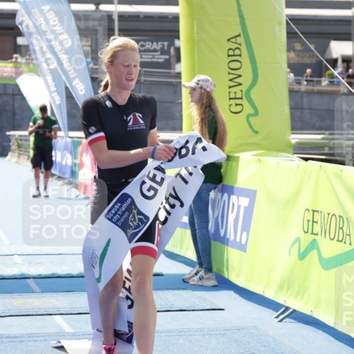 10.08.2025 - GEWOBA Citytriathlon Bremen H.Heesch http://msf.ph/oto/8553399 10.08.2025 13:58:24 Ziel 916 meine-sportfotos.de