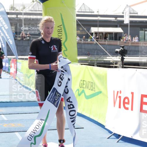 10.08.2025 - GEWOBA Citytriathlon Bremen H.Heesch http://msf.ph/oto/8553408 10.08.2025 13:58:25 Ziel 916 meine-sportfotos.de