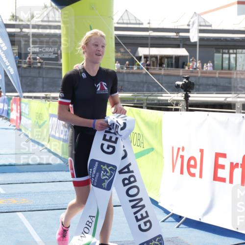 10.08.2025 - GEWOBA Citytriathlon Bremen H.Heesch http://msf.ph/oto/8553410 10.08.2025 13:58:25 Ziel 916 meine-sportfotos.de