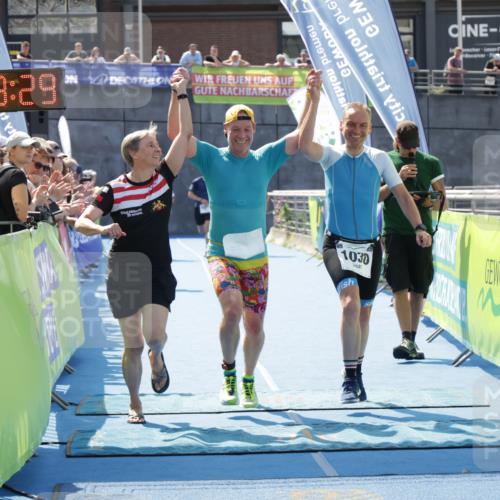 10.08.2025 - GEWOBA Citytriathlon Bremen H.Heesch http://msf.ph/oto/8553422 10.08.2025 13:58:32 Ziel 665, 1030 meine-sportfotos.de