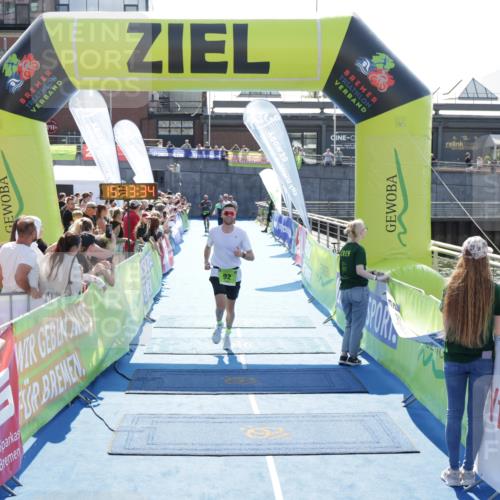 10.08.2025 - GEWOBA Citytriathlon Bremen H.Heesch http://msf.ph/oto/8553449 10.08.2025 15:13:38 Ziel 62, 92, 116, 146, 255 meine-sportfotos.de