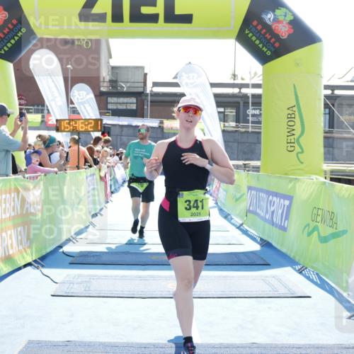 10.08.2025 - GEWOBA Citytriathlon Bremen H.Heesch http://msf.ph/oto/8553490 10.08.2025 15:46:25 Ziel 206, 341 meine-sportfotos.de