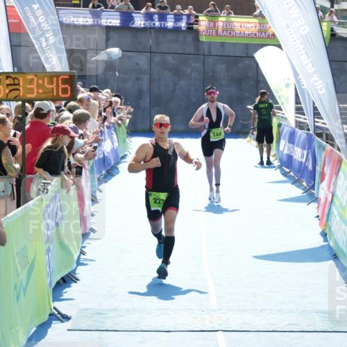 10.08.2025 - GEWOBA Citytriathlon Bremen H.Heesch http://msf.ph/oto/8553494 10.08.2025 15:13:50 Ziel 62, 116, 144, 146, 227, 255 meine-sportfotos.de