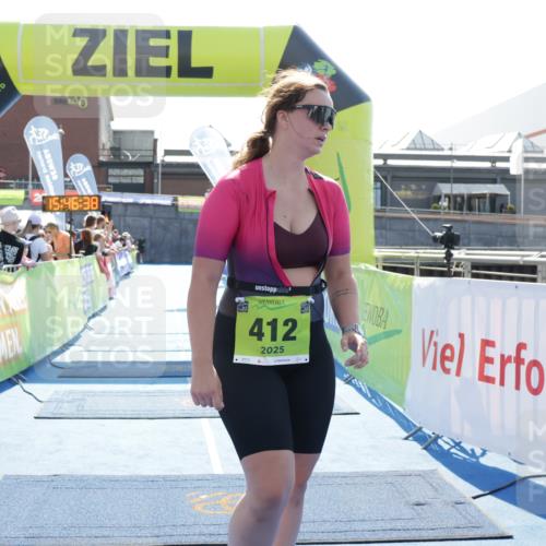 10.08.2025 - GEWOBA Citytriathlon Bremen H.Heesch http://msf.ph/oto/8553550 10.08.2025 15:46:42 Ziel 412, 430 meine-sportfotos.de