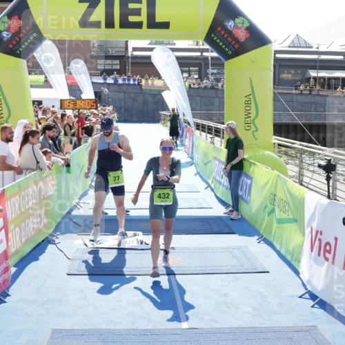 10.08.2025 - GEWOBA Citytriathlon Bremen H.Heesch http://msf.ph/oto/8553567 10.08.2025 15:14:09 Ziel 77, 432 meine-sportfotos.de