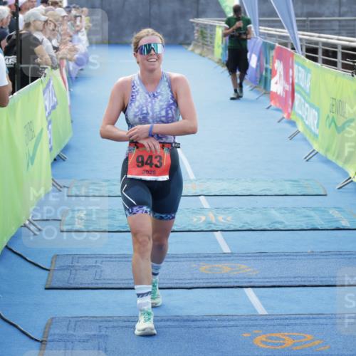 10.08.2025 - GEWOBA Citytriathlon Bremen H.Heesch http://msf.ph/oto/8553594 10.08.2025 14:00:39 Ziel 641, 943 meine-sportfotos.de