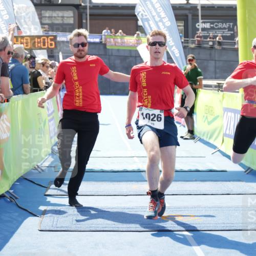 10.08.2025 - GEWOBA Citytriathlon Bremen H.Heesch http://msf.ph/oto/8553618 10.08.2025 14:01:10 Ziel 565, 1026 meine-sportfotos.de