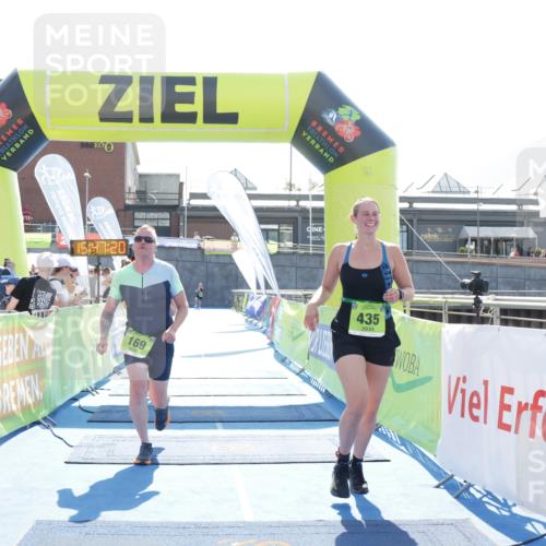 10.08.2025 - GEWOBA Citytriathlon Bremen H.Heesch http://msf.ph/oto/8553641 10.08.2025 15:47:24 Ziel 169, 420, 435 meine-sportfotos.de
