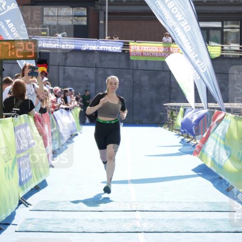 10.08.2025 - GEWOBA Citytriathlon Bremen H.Heesch http://msf.ph/oto/8553652 10.08.2025 15:47:33 Ziel 354 meine-sportfotos.de