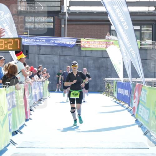10.08.2025 - GEWOBA Citytriathlon Bremen H.Heesch http://msf.ph/oto/8553735 10.08.2025 15:48:31 Ziel  meine-sportfotos.de