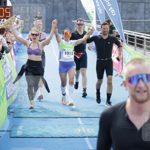 10.08.2025 - GEWOBA Citytriathlon Bremen H.Heesch http://msf.ph/oto/8553750 10.08.2025 14:02:08 Ziel 597, 627, 661, 912, 1011 meine-sportfotos.de
