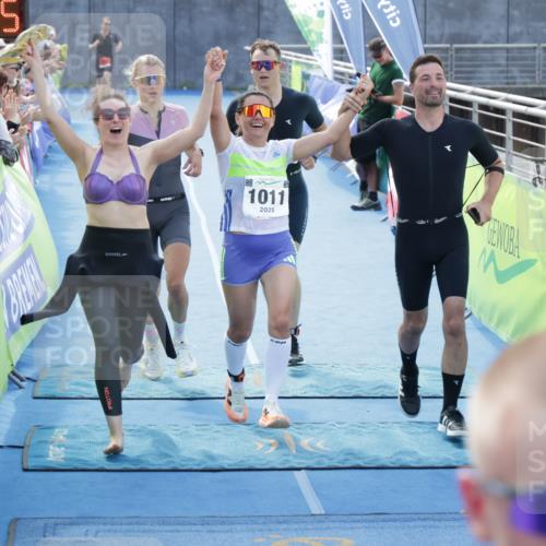 10.08.2025 - GEWOBA Citytriathlon Bremen H.Heesch http://msf.ph/oto/8553756 10.08.2025 14:02:09 Ziel 597, 627, 661, 912, 1011 meine-sportfotos.de