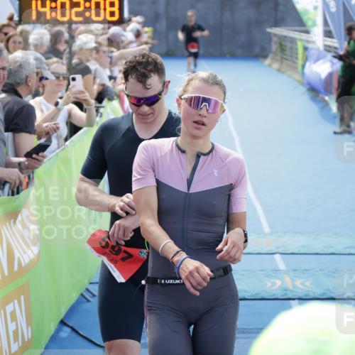 10.08.2025 - GEWOBA Citytriathlon Bremen H.Heesch http://msf.ph/oto/8553778 10.08.2025 14:02:12 Ziel 597, 627, 661, 912, 1011 meine-sportfotos.de