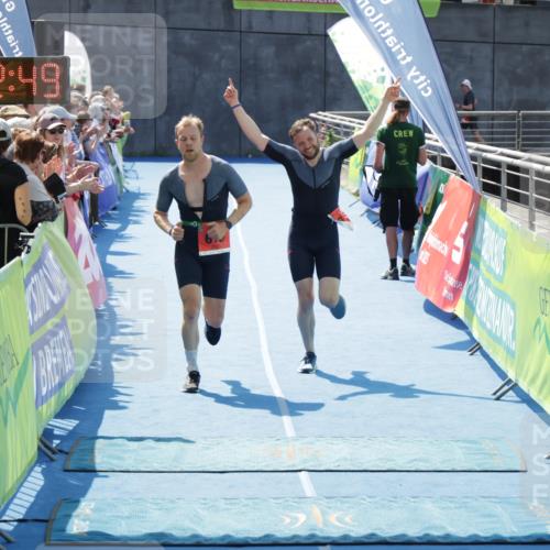 10.08.2025 - GEWOBA Citytriathlon Bremen H.Heesch http://msf.ph/oto/8553843 10.08.2025 14:02:52 Ziel 613, 618, 710, 801 meine-sportfotos.de