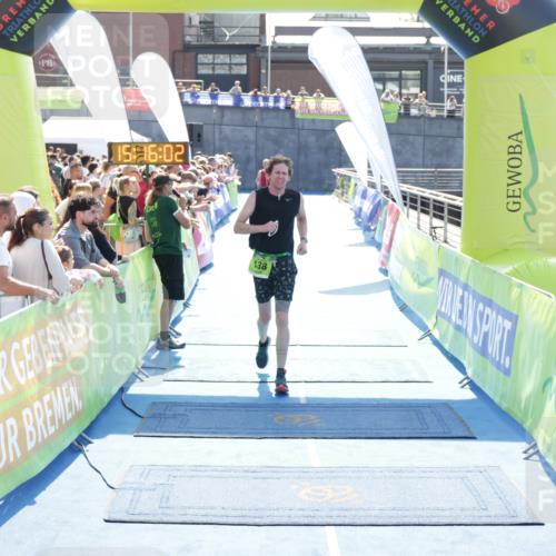 10.08.2025 - GEWOBA Citytriathlon Bremen H.Heesch http://msf.ph/oto/8553855 10.08.2025 15:16:06 Ziel 138 meine-sportfotos.de