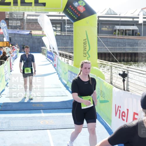 10.08.2025 - GEWOBA Citytriathlon Bremen H.Heesch http://msf.ph/oto/8553910 10.08.2025 15:48:41 Ziel 355 meine-sportfotos.de
