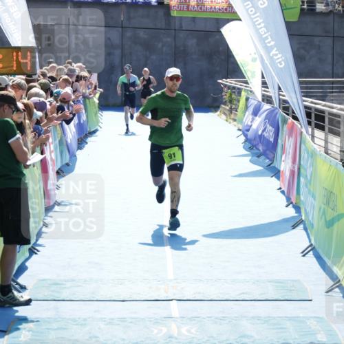 10.08.2025 - GEWOBA Citytriathlon Bremen H.Heesch http://msf.ph/oto/8553918 10.08.2025 15:16:18 Ziel 91, 297 meine-sportfotos.de